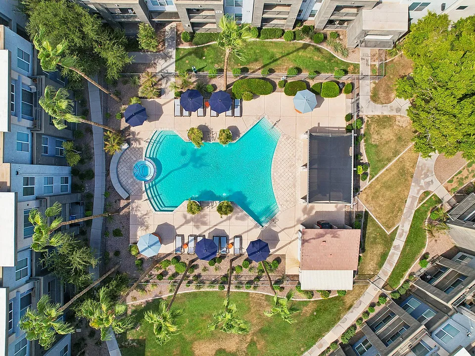 Vue Park West Apartments in Peoria, Arizona