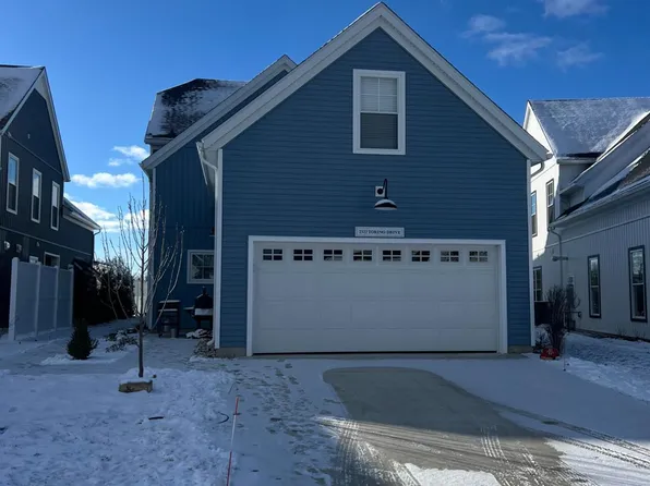 2322 Torino Dr, Port Clinton, OH 43452