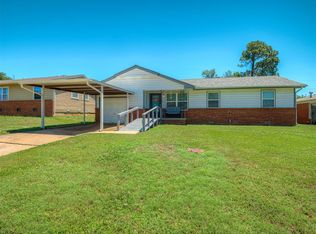 1620 Serenade Dr, Midwest City, OK 73130