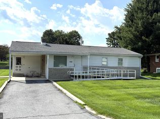 11904 Cheryl Dr, Hagerstown, MD 21742