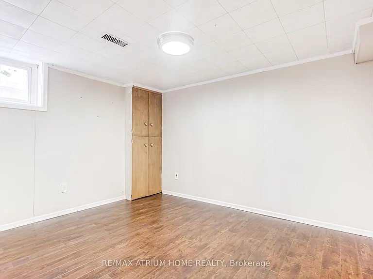 18 Arran Cres #BASEMENT — Photo 5