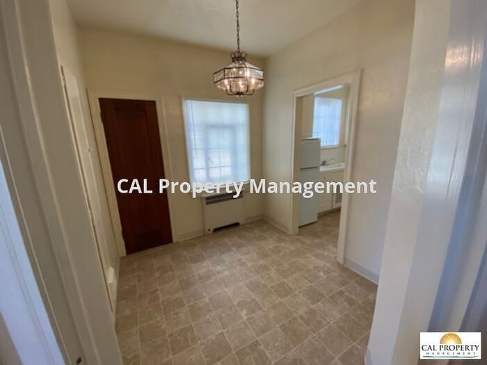 2nd image of 247 Salinas St #4