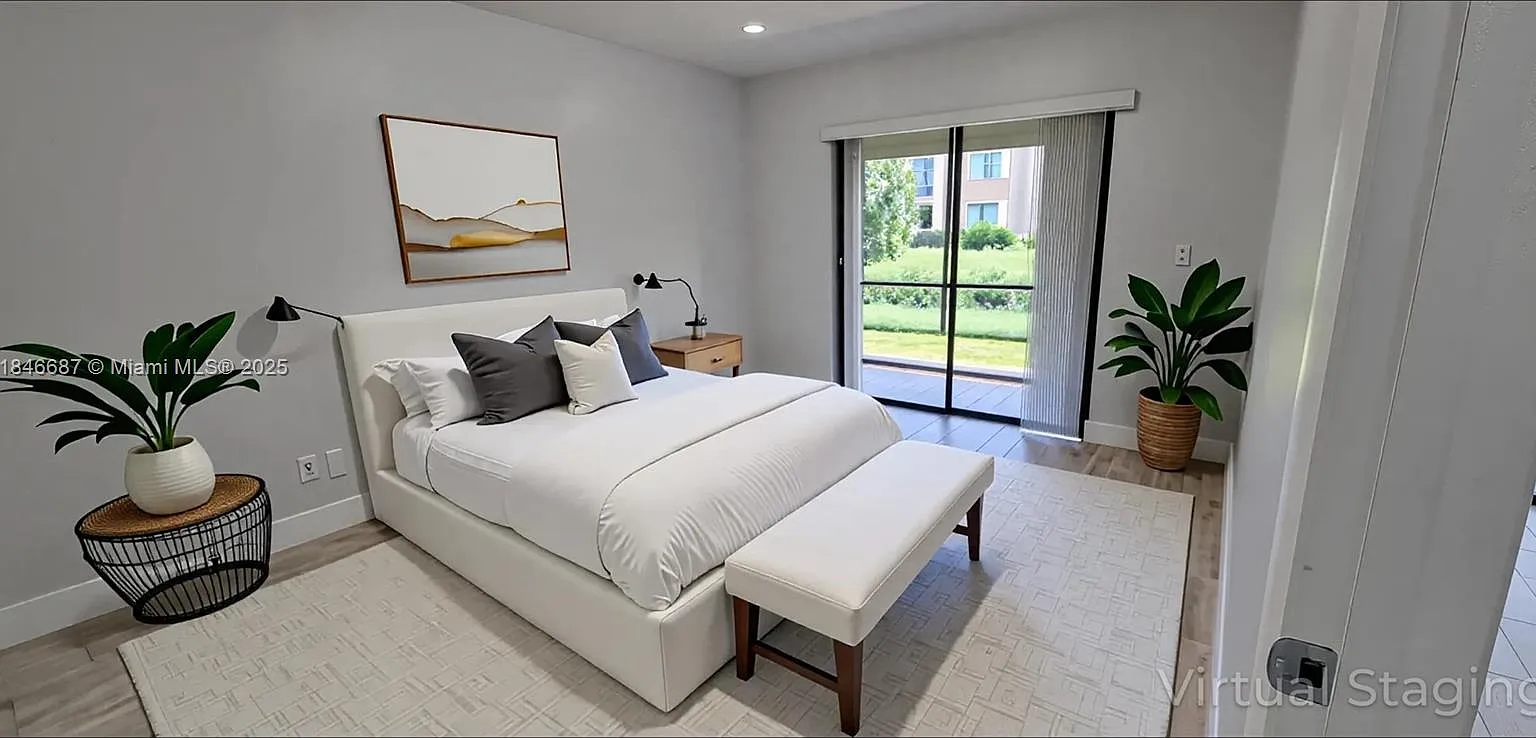 2 bed, 1200 sqft, $2,650 — Photo 3