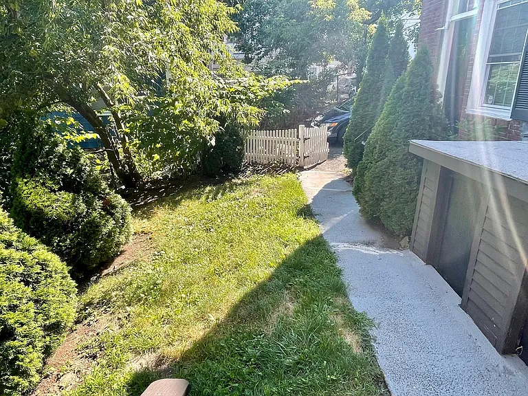 65 Boston St #8 — Photo 13