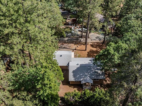 2nd image of 19479 Murphy Rd