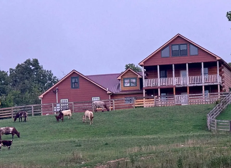 Building Photo - 8828 Hant Hollow Rd