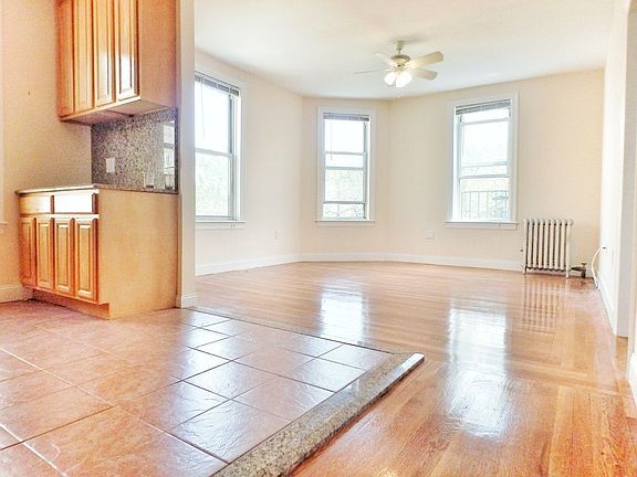 5th image of 30-44 33rd St #2A