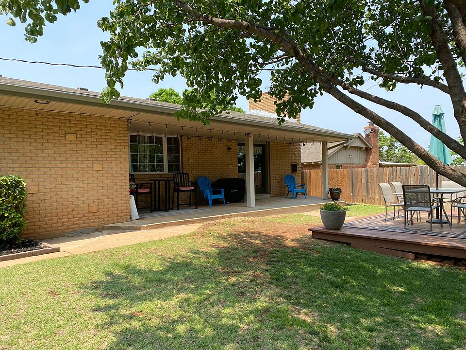 2nd image of 646 Apache Dr