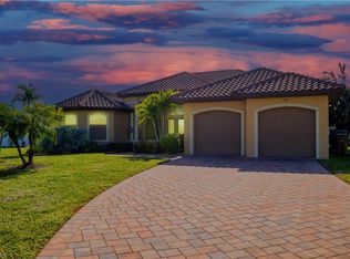1704 SW 45th St, Cape Coral, FL 33914