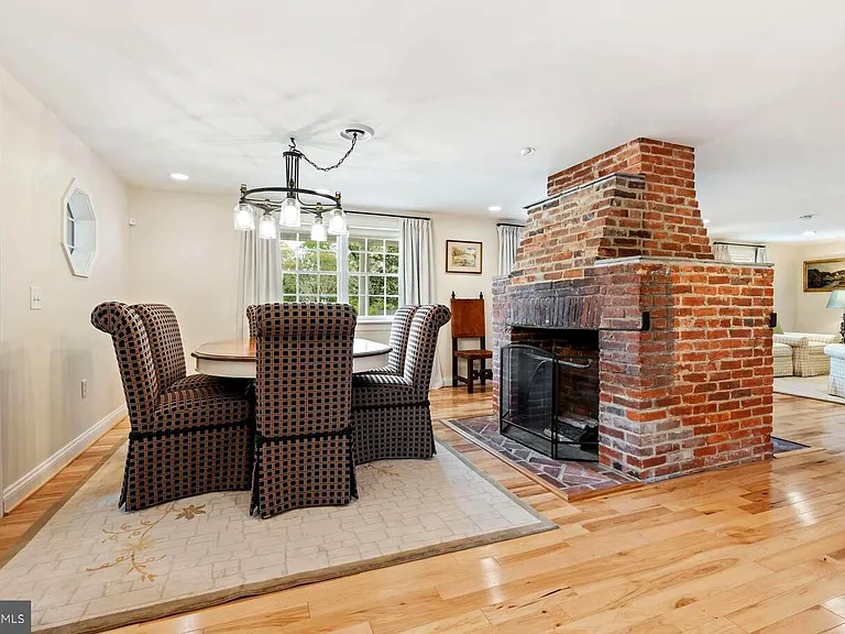 119 Watson Rd — Photo 11