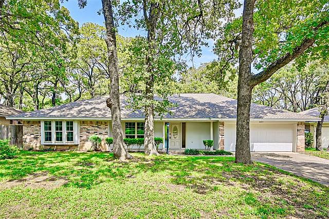 1st image of 4405 Valleycrest Dr