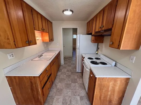 Trinit, 1849-1865 Ferry Aly #1849-D, Eugene, OR 97401