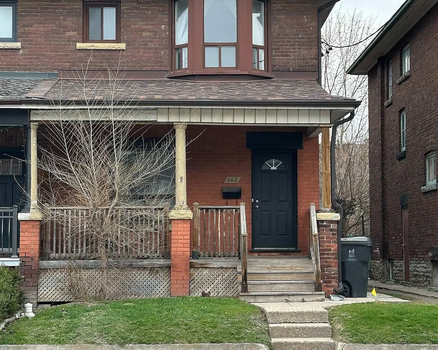 3 bed, $2,950 — Photo 1