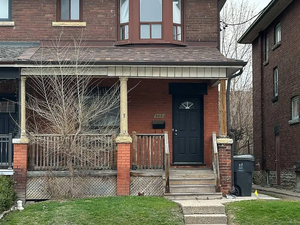 563 Ossington Ave #MAIN