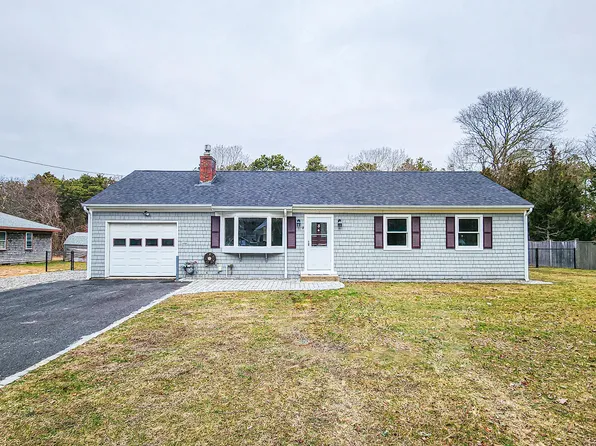 8 Old Cedar Lane, South Yarmouth, MA 02664