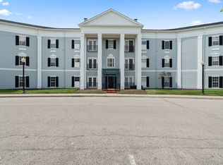 12926 University Cres APT 2C, Carmel, IN 46032