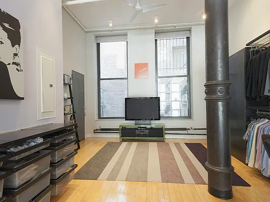 Sold by Sotheby's International Realty | media 6