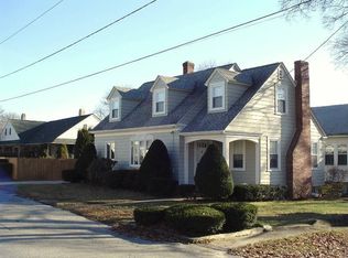 48 Ferncrest Blvd, North Providence, RI 02911