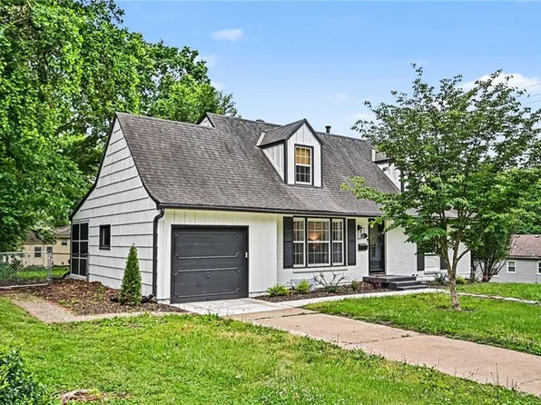 3813 NE 50th St, Kansas City, MO 64119
