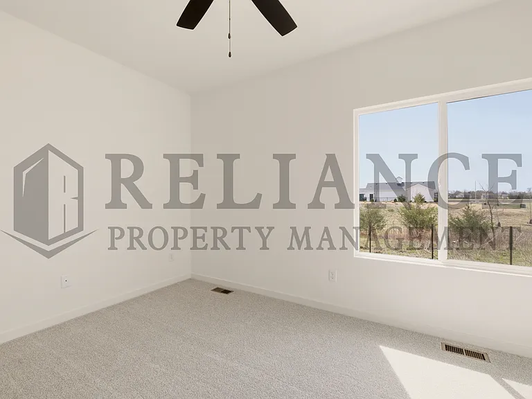 5249 N Pinecrest St — Photo 23