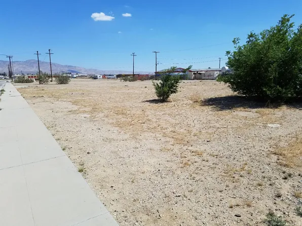 16212 K St, Mojave, CA 93501