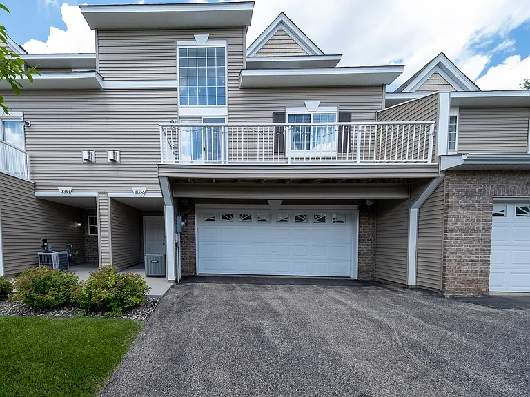 18356 Lafayette Way — Photo 31