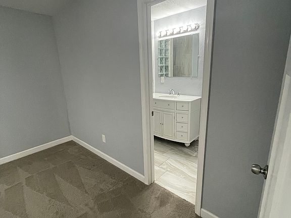 4th image of 1512 Brookwood Cres