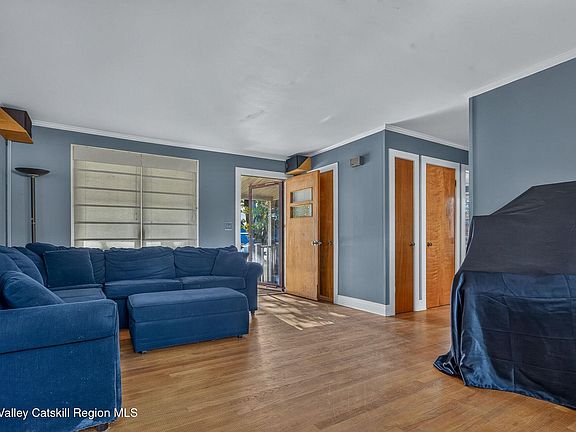 4th image of 14 Simmons Street