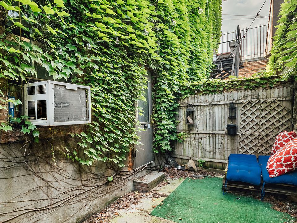 1st image of 307 Scholes St #111