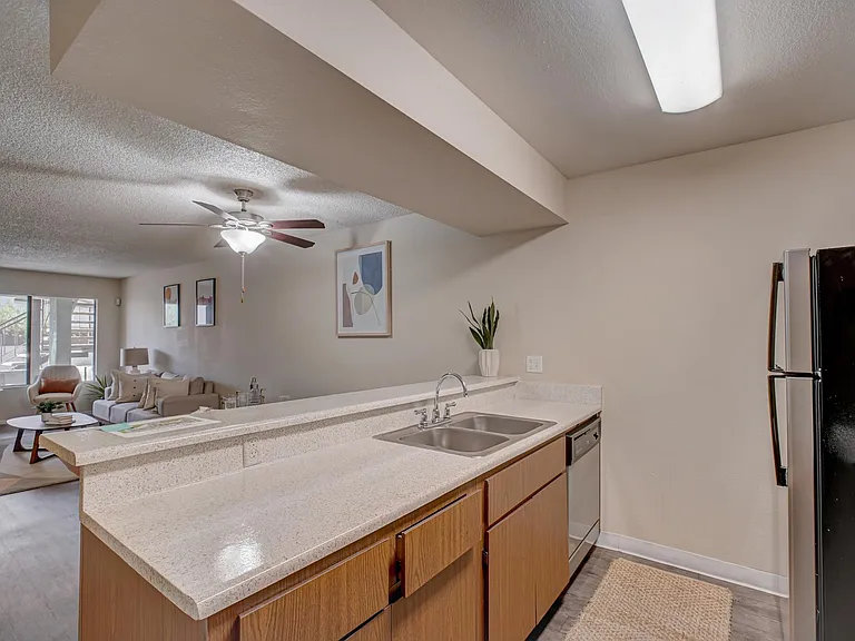 Portola North Phoenix — Photo 6