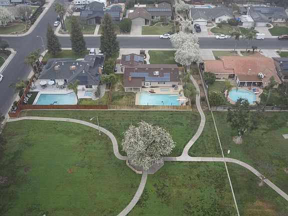 2nd image of 3441 W Sunnyside Avenue