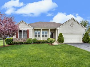 155 Whitecaps Ct, Hampshire, IL 60140