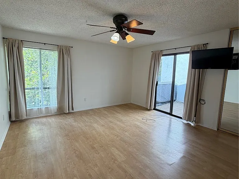 635 Danube Way — Photo 13