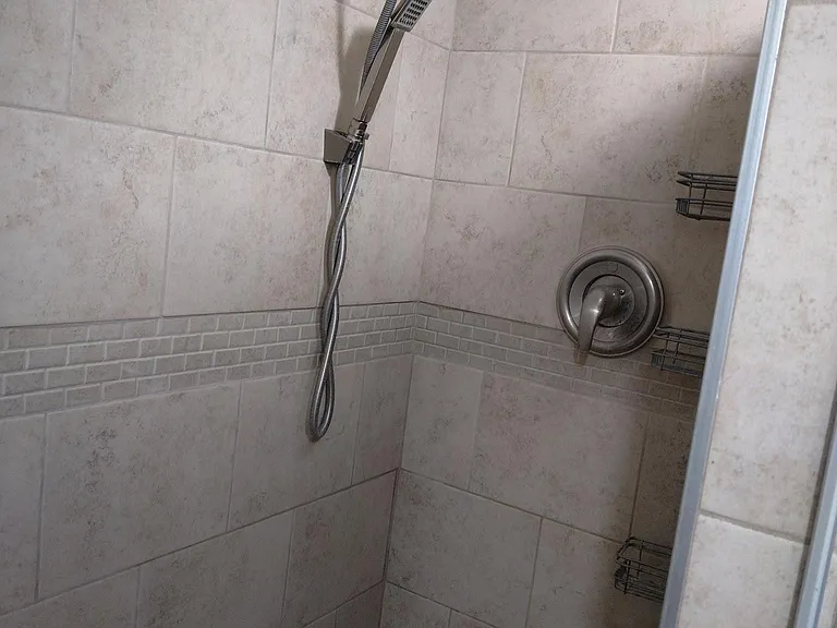 627 SW Davis Ave — Photo 5