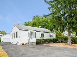 20 Risley St, East Hartford, CT 06118