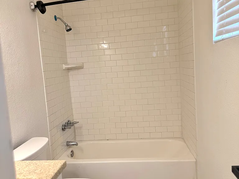 2019 W Berridge Ln #4 — Photo 8