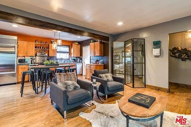 1st image of 717 Brooks Ave
