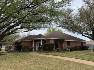 9502 Hidden Meadow Dr, Woodway, TX 76712