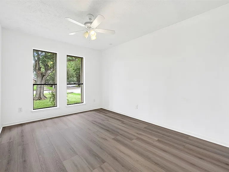 2730 Mesquite Dr — Photo 16