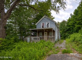 26 Pine St, Corinth, NY 12822