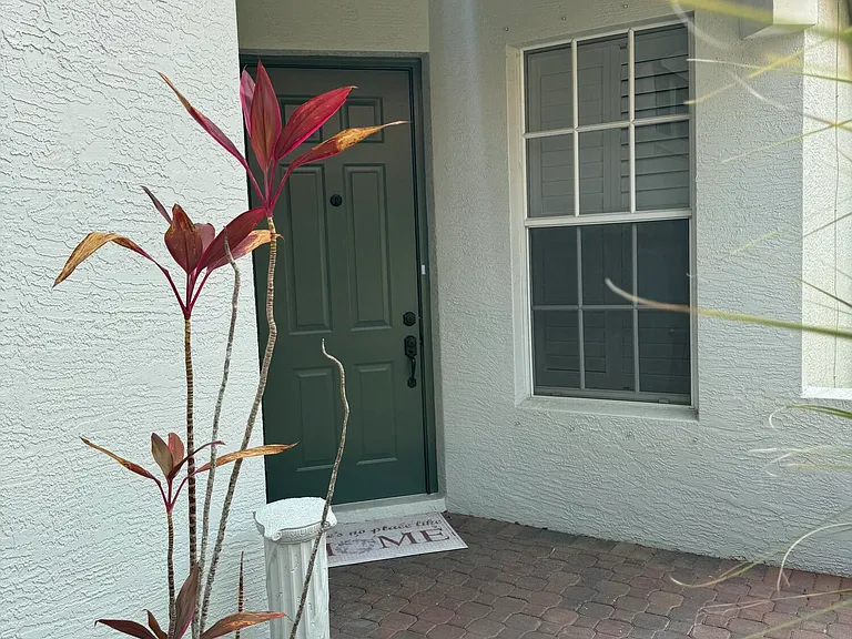 788 SW Munjack Cir — Photo 2