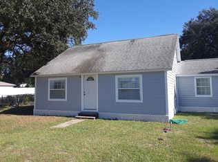 5722 9th St, Zephyrhills, FL 33542