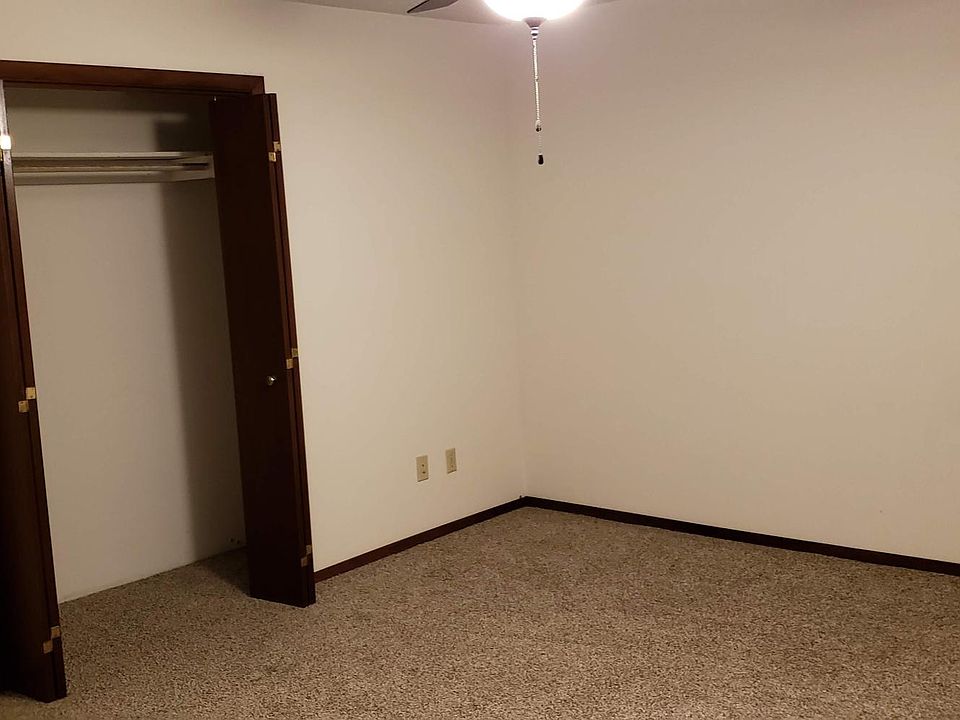 3028 Kimball Ave Manhattan, KS Zillow