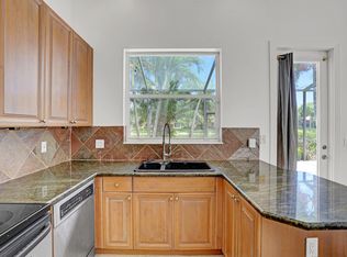 9370 W Maiden Ct, Vero Beach, FL 32963