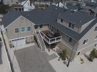 20 E 34th St, Long Beach Township, NJ 08008