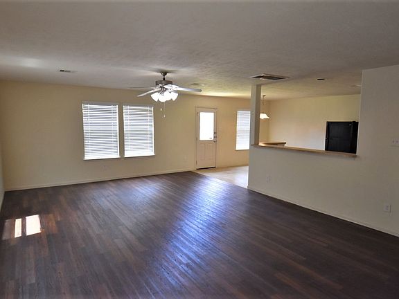 5th image of 21511 Ornella Cir
