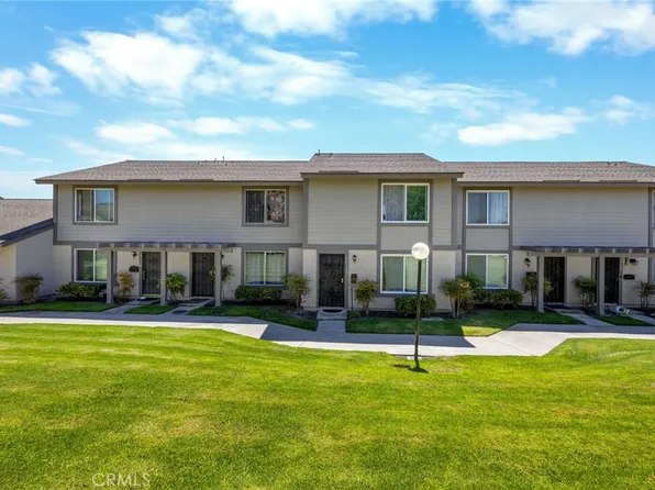 3010 Bradford Pl APT D, Santa Ana, CA 92707