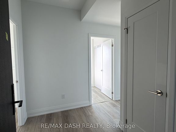 5th image of 20 Soudan Ave #3803