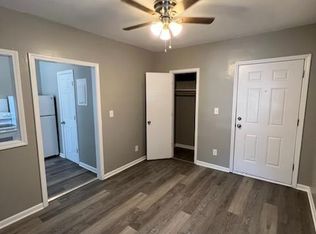 501 N 7th St APT C, Leavenworth, KS 66048