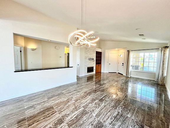 4th image of 869 Verin Ln